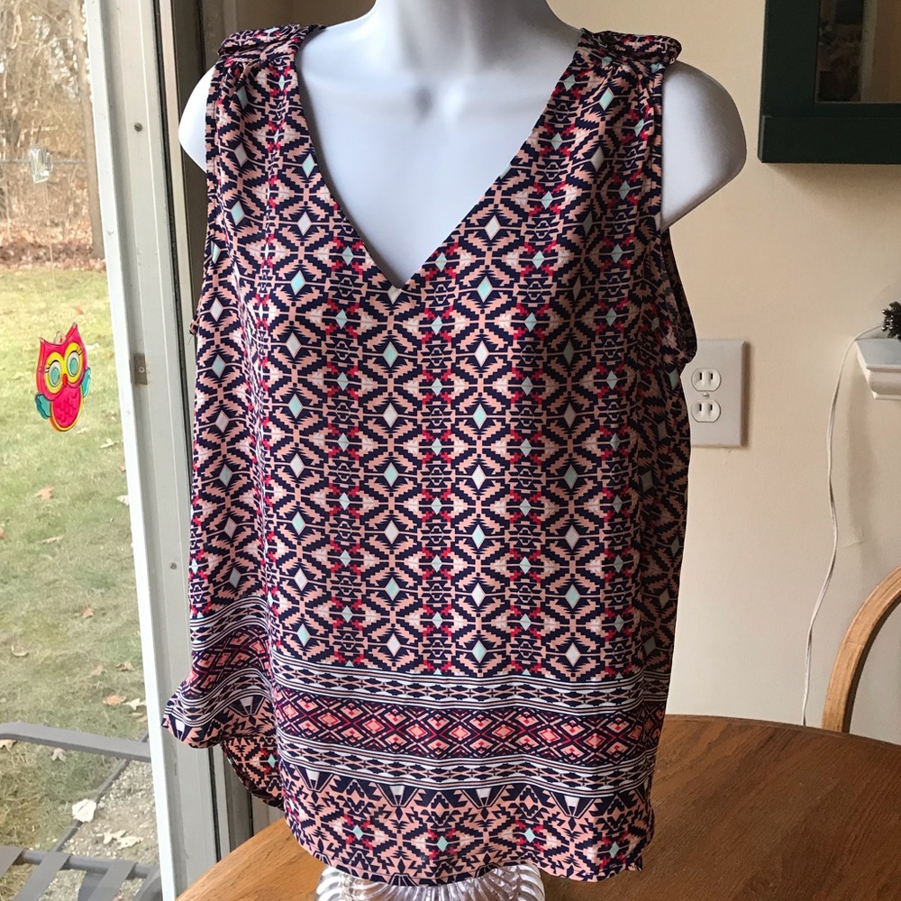 NWT Forever 21 Casual Medium Summer Tank Aztec Design Blue and Pink V-Neck